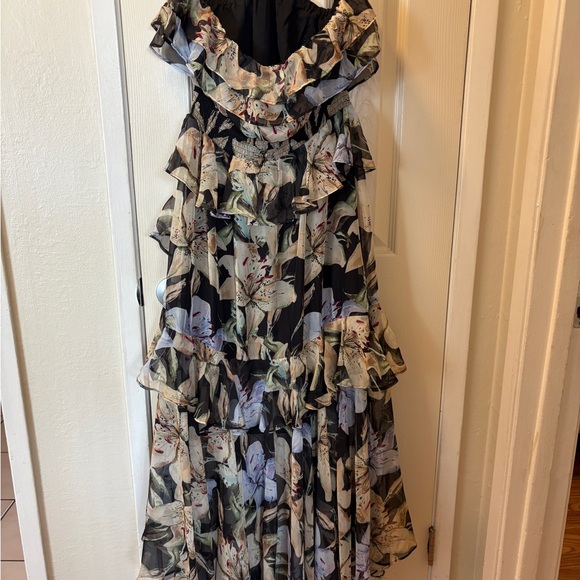 Floral Ruffle Maxi Dress - Picture 2 of 3